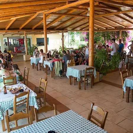 Fournia Village Ξενοδοχείο με διαμερίσματα