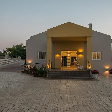 Fournia Village 3*