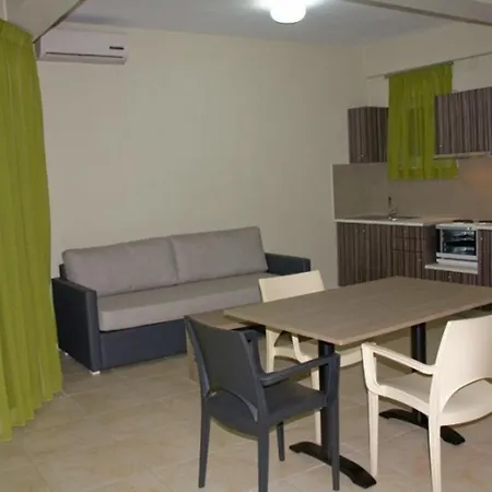 Fournia Village 3* Kastro-Kyllini