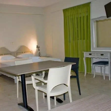 Fournia Village 3*