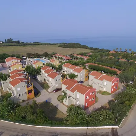 Fournia Village 3*