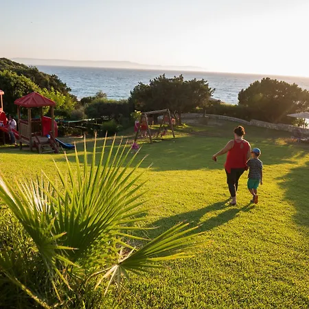 Fournia Village 3* Kastro-Kyllini