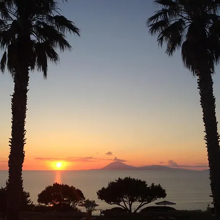 Fournia Village Ξενοδοχείο με διαμερίσματα