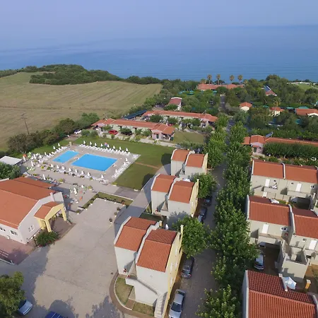 Fournia Village Kastro-Kyllini