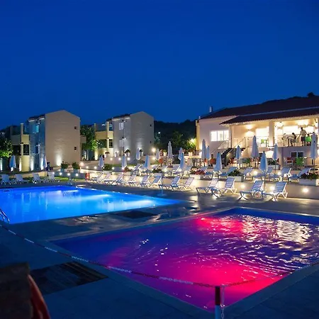 Fournia Village 3*