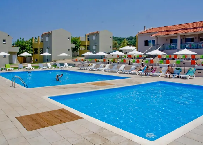 Fournia Village Kastro-Kyllini